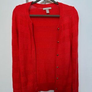 Red cardigan with strip illusion